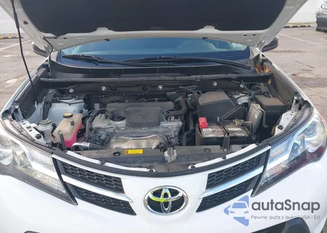 2015 Toyota Rav4 Le z USA, uszkodzony, nr VIN 2T3ZFREV7FW138928